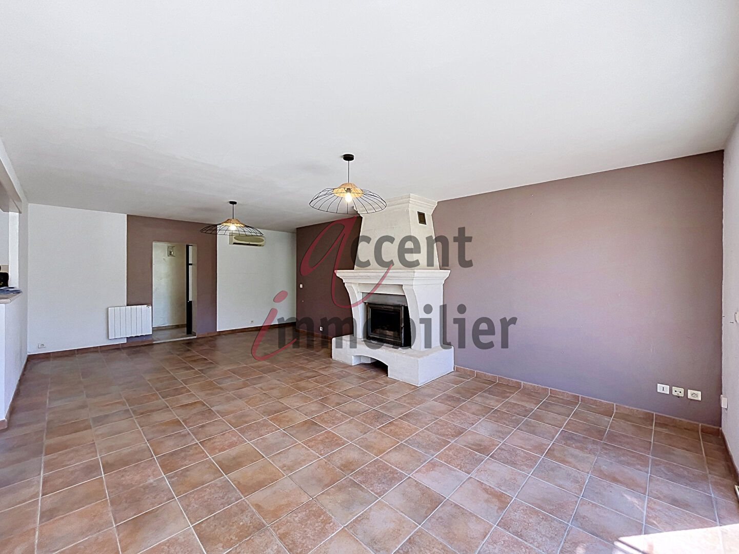 Maison à vendre, 230m², Mollégès