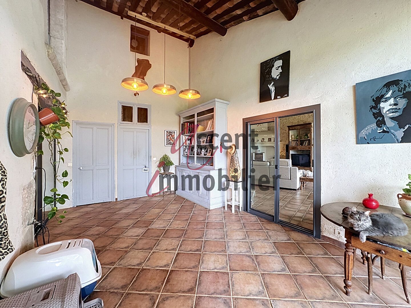 Maison à vendre, 263m², Mollégès