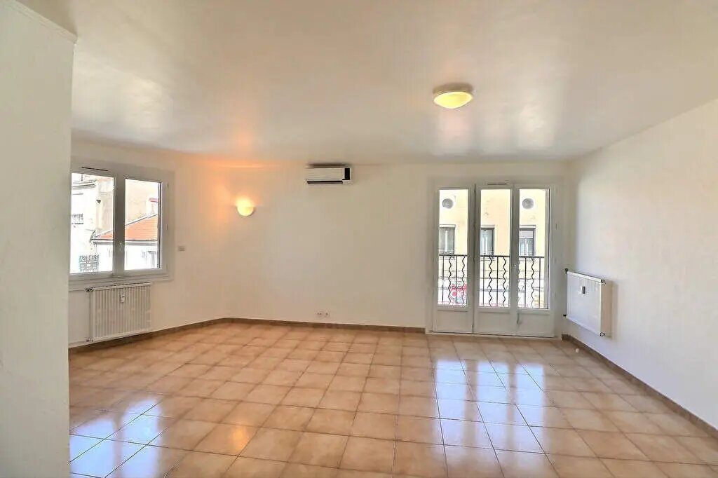 Appartement à louer, 74m², Marseille 12ème