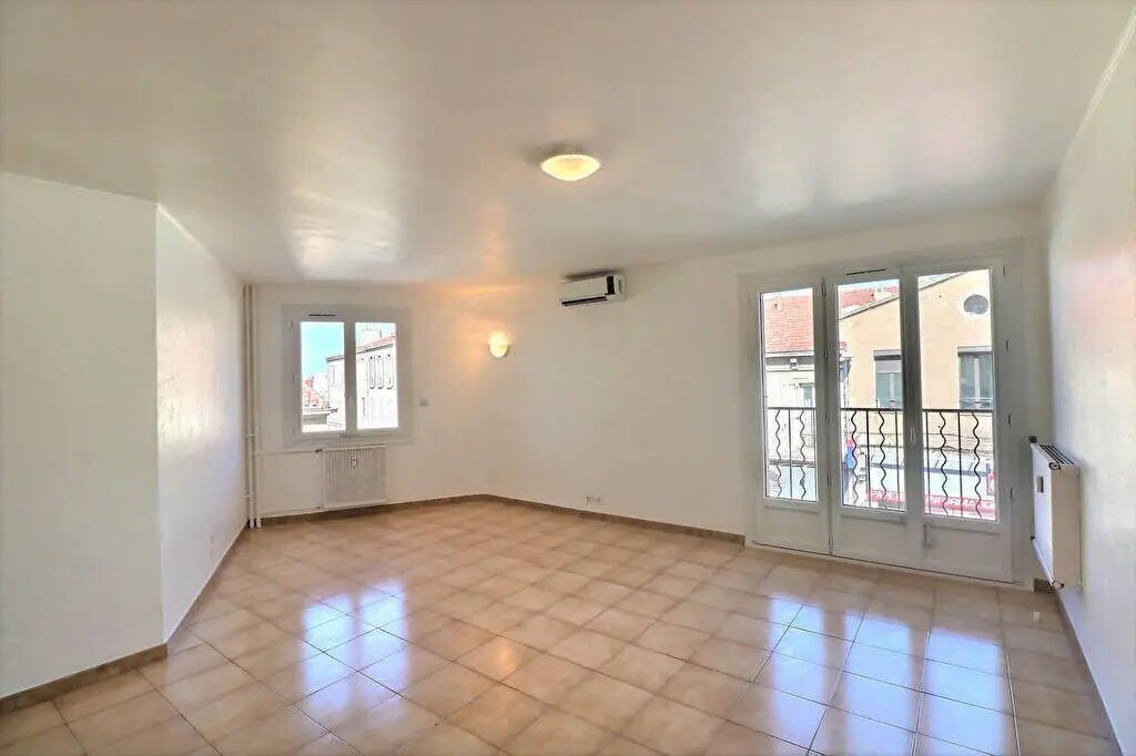 Appartement à louer, 74m², Marseille 12ème