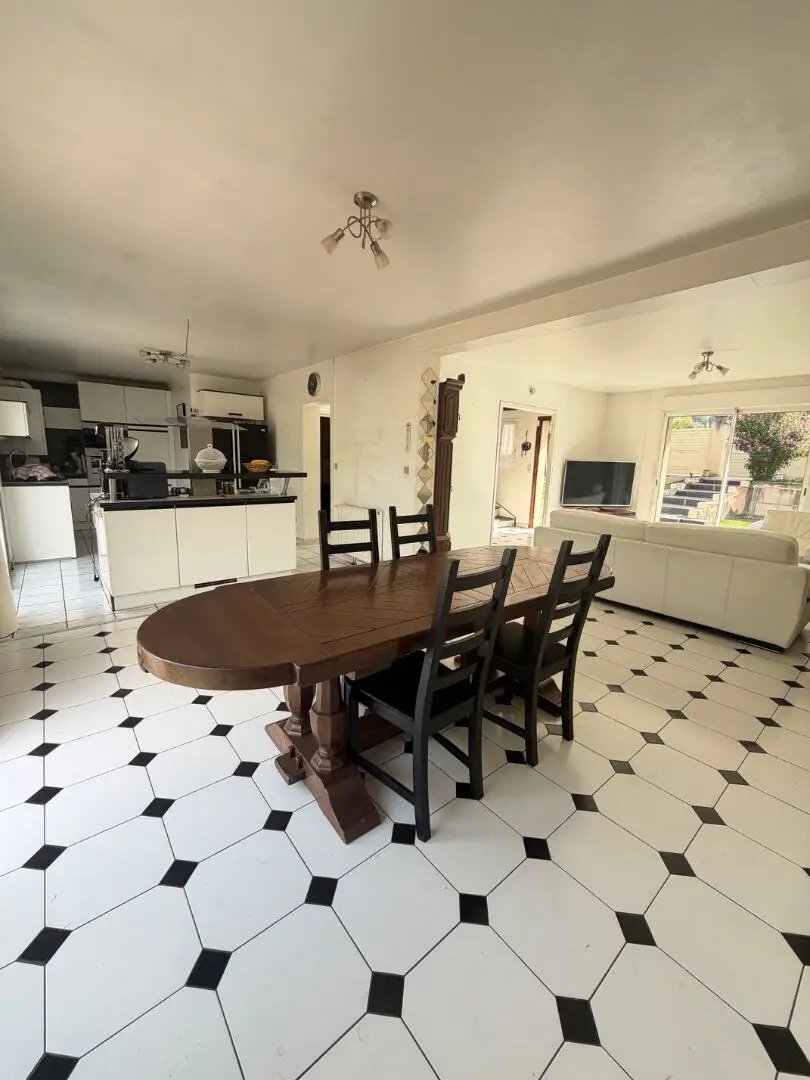 Maison à vendre, 120m², Mézières-sur-Seine