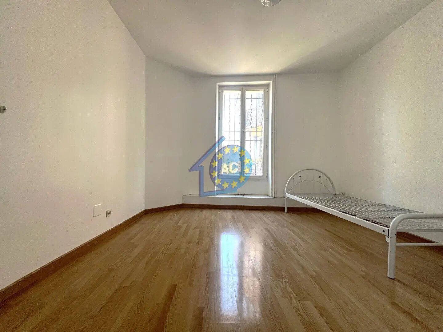 Maison à vendre, 77m², Mantes-la-Jolie