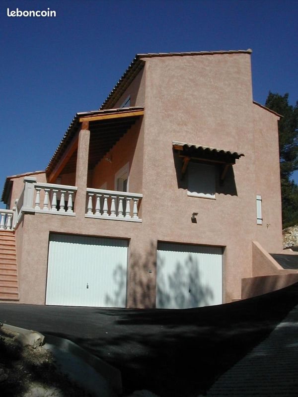 Maison à louer, 122m², Meyreuil