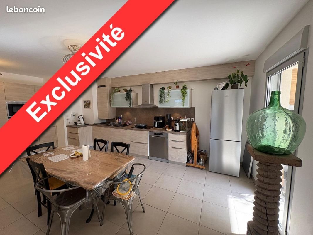 Appartement à louer, 90m², Simiane-Collongue
