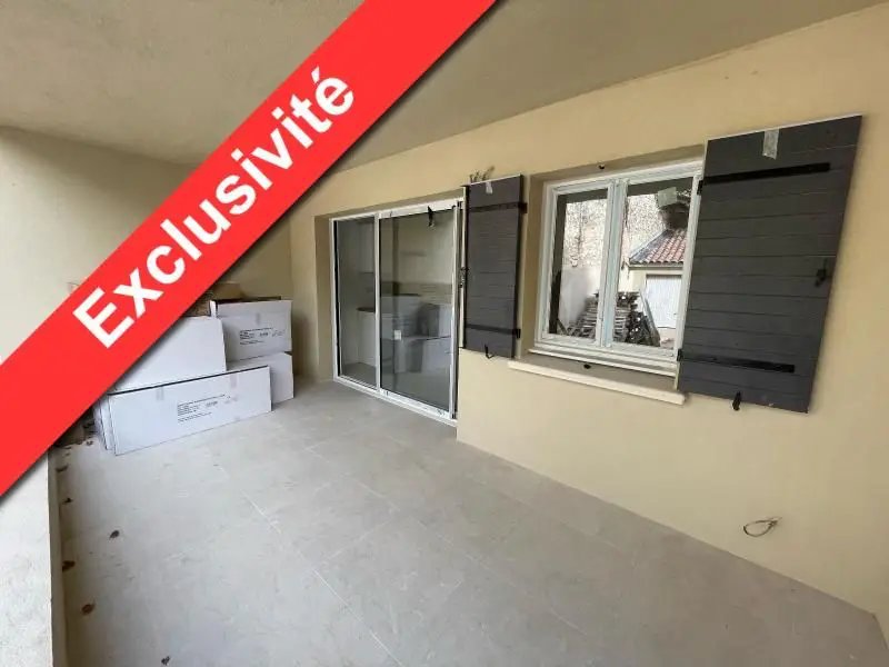Appartement à louer, 38m², Saint-Cannat