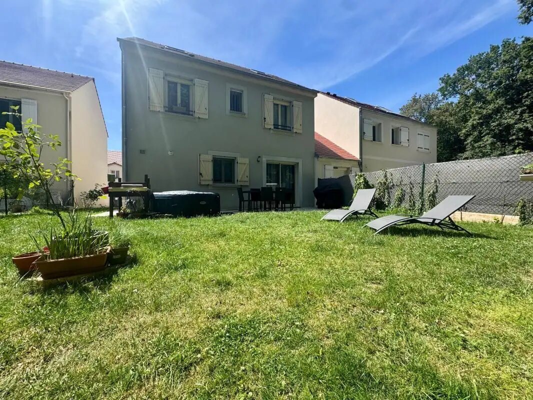 Maison à vendre, 101m², Saint-Vrain