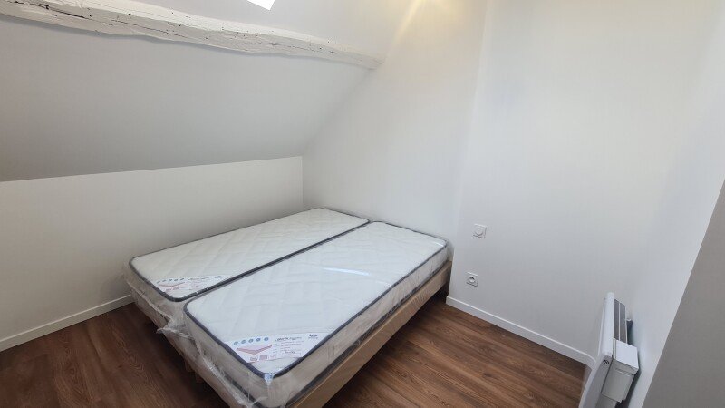 Appartement à louer, 1m², Orléans