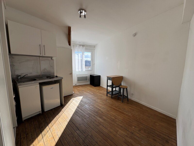 Appartement à louer, 1m², Orléans