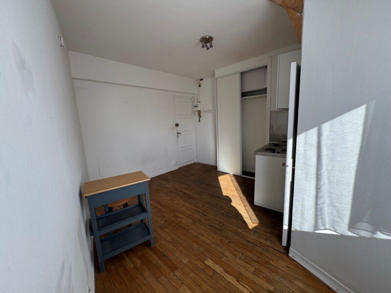 Appartement à louer, 1m², Orléans
