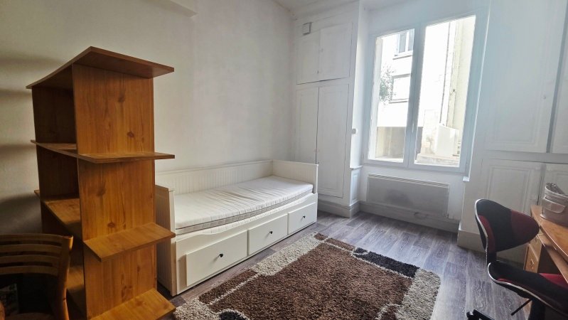 Appartement à louer, 1m², Orléans