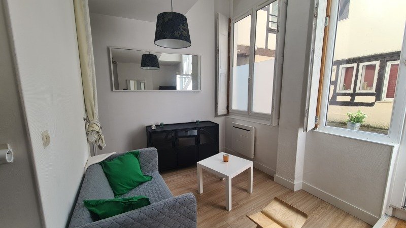 Appartement à louer, 1m², Orléans