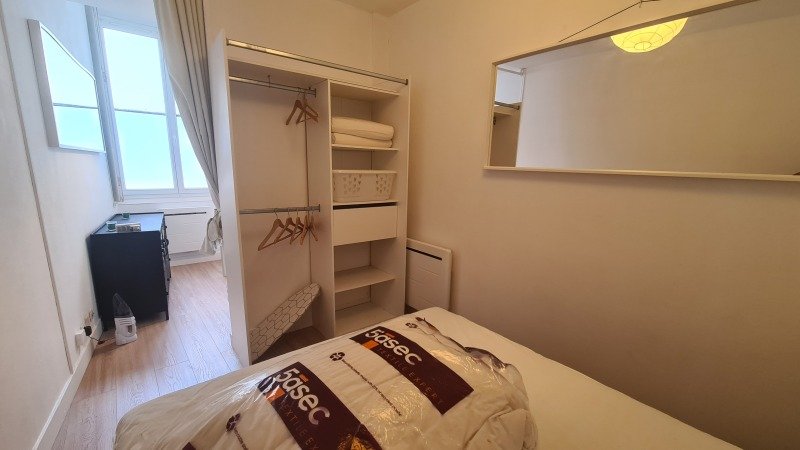 Appartement à louer, 1m², Orléans