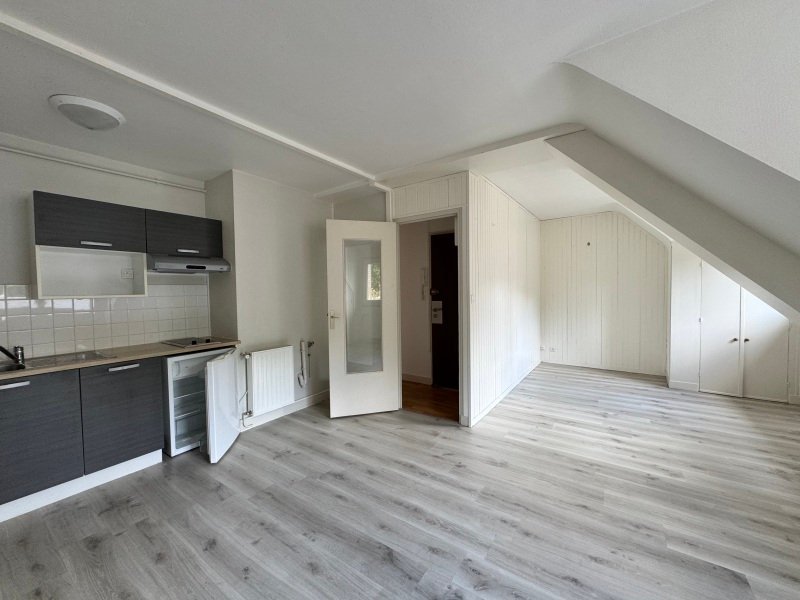 Appartement à louer, 3m², Orléans