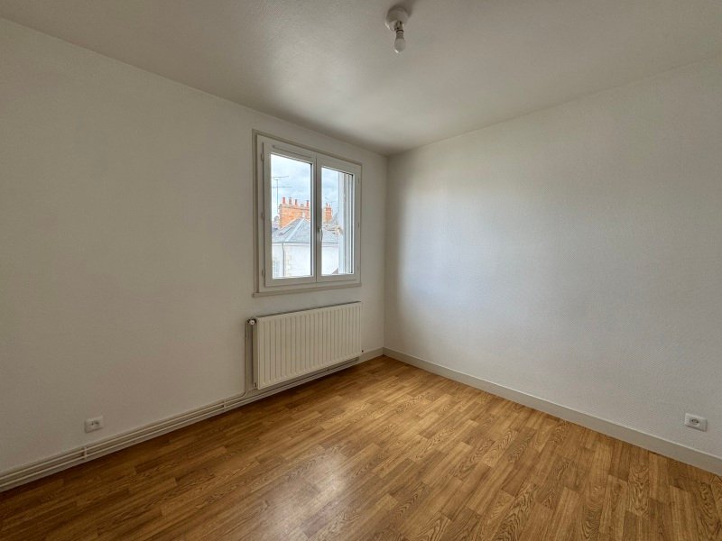 Appartement à louer, 3m², Orléans