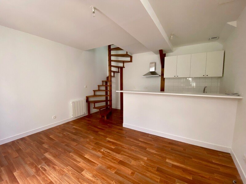 Appartement à louer, 2m², Orléans