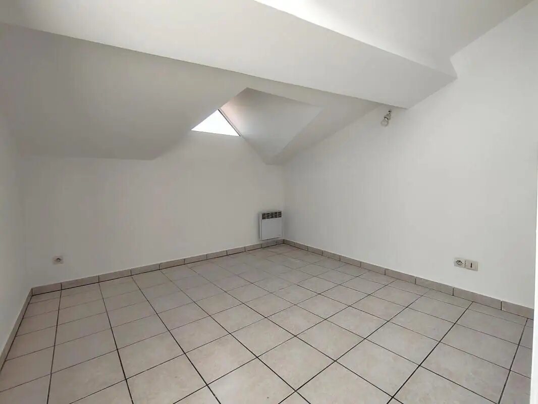 Appartement à louer, 29m², Givors