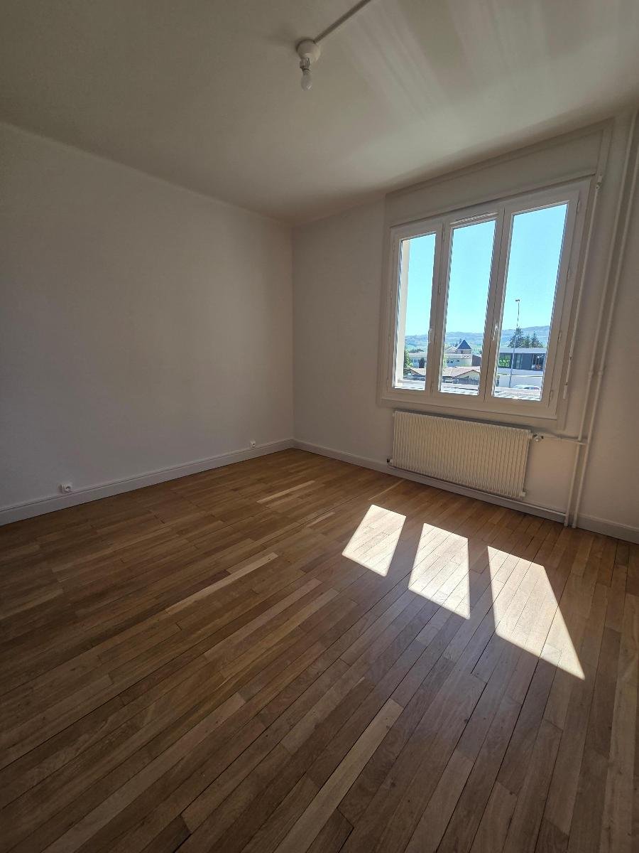 Appartement à louer, 117m², Saint-Symphorien-sur-Coise