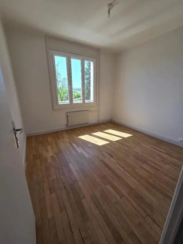 Appartement à louer, 117m², Saint-Symphorien-sur-Coise