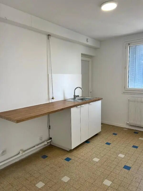 Appartement à louer, 72m², Saint-Priest
