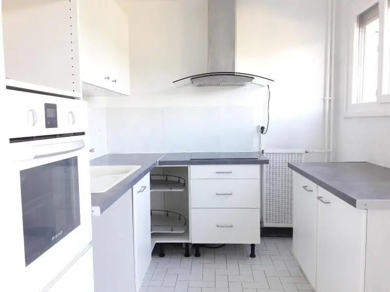Appartement à louer, 63m², Saint-Priest
