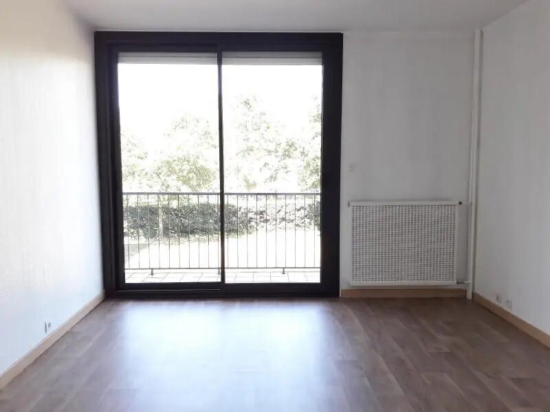 Appartement à louer, 63m², Saint-Priest
