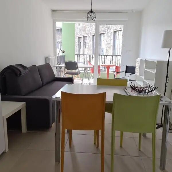 Appartement à louer, 42m², Saint-Etienne