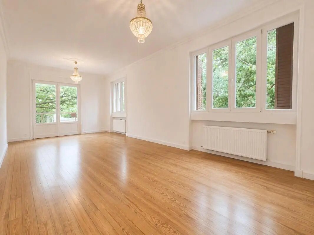 Maison à louer, 145m², Saint-Genis-Laval