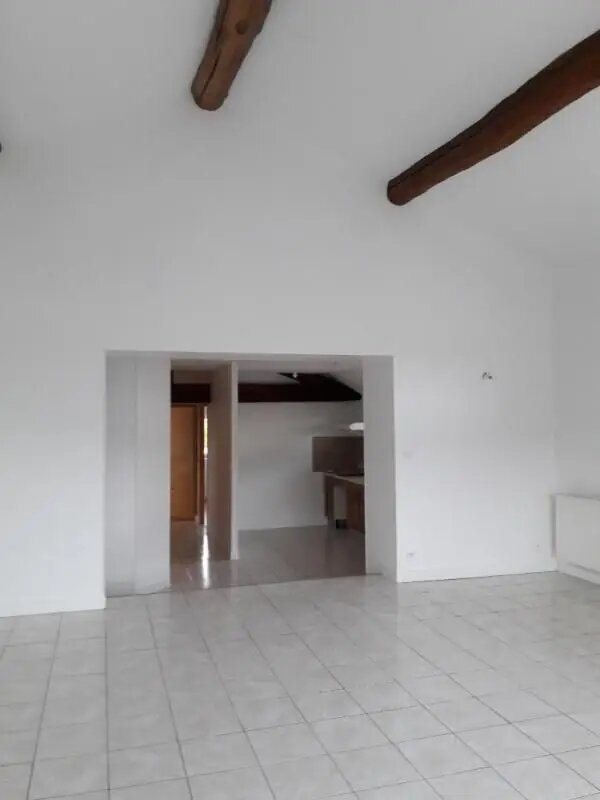 Maison à louer, 148m², Lissieu