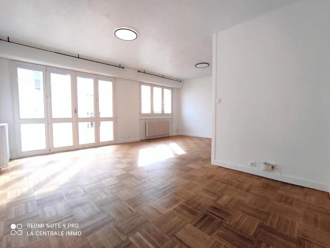 Appartement à louer, 67m², Lyon 8ème