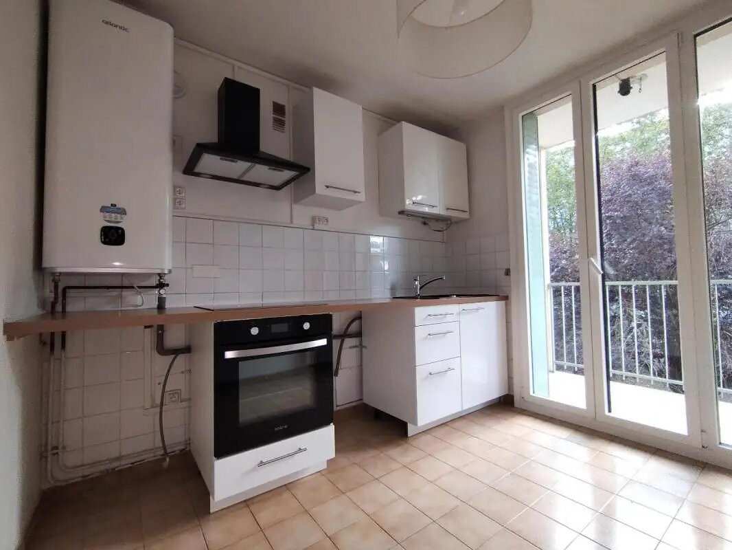 Appartement à louer, 58m², Vénissieux