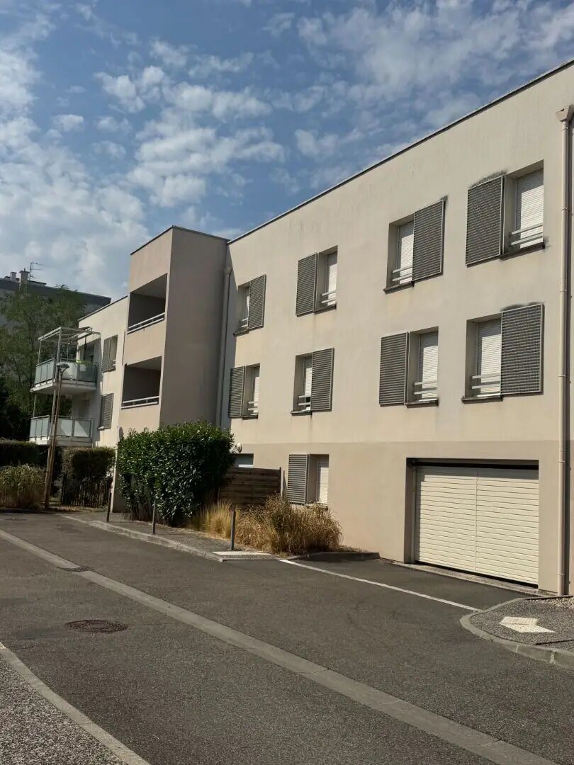 Appartement à vendre, 49m², Meyzieu