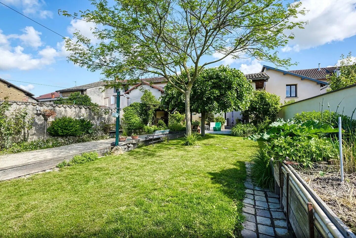 Maison à vendre, 219m², Saint-Trivier-sur-Moignans