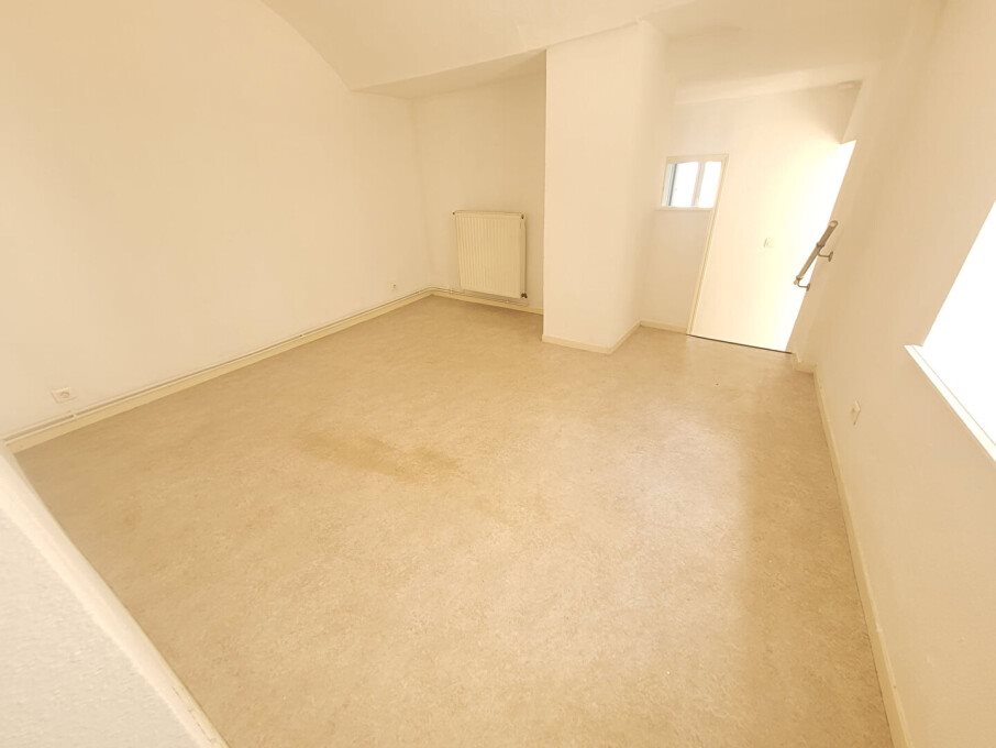 Appartement à louer, 67m², Charmes