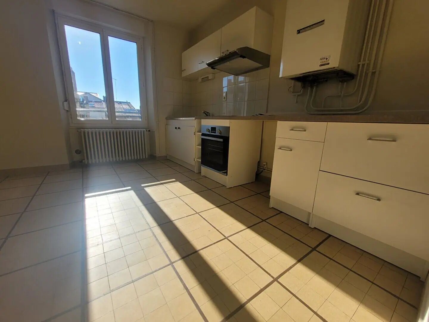 Appartement à louer, 69m², Charmes