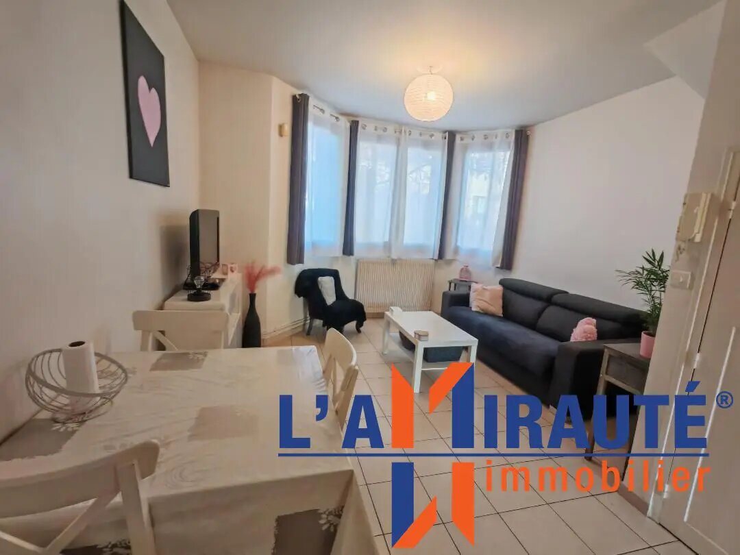 Maison à vendre, 4m², Montesson