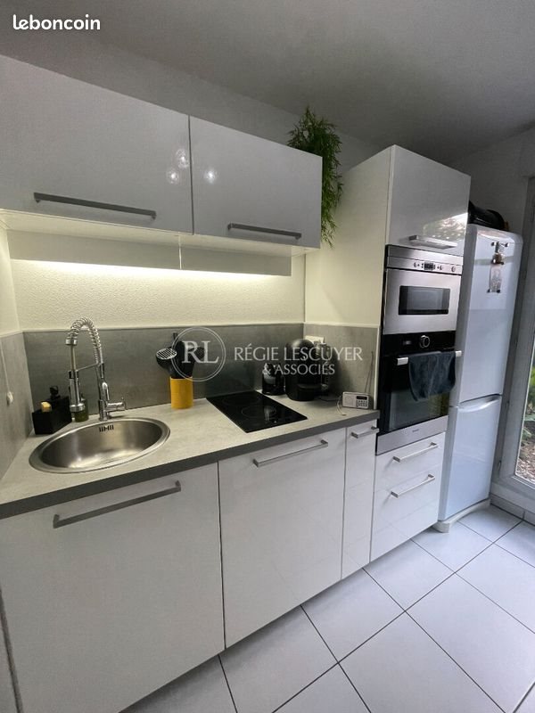 Appartement à louer, 41m², Pierre-Bénite