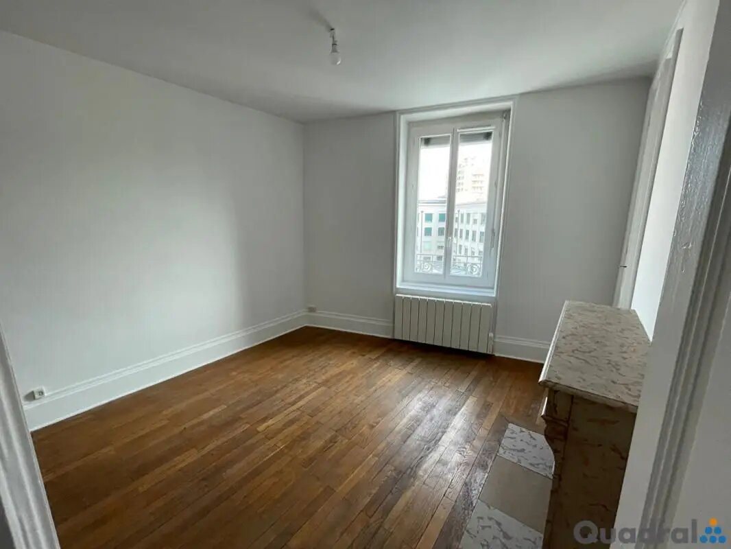 Appartement à louer, 69m², Lyon 8ème