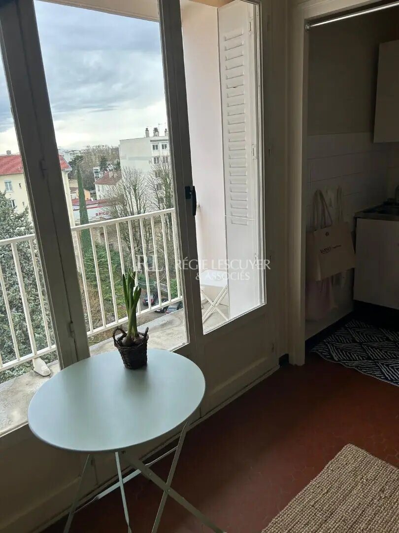 Appartement à louer, 23m², Villeurbanne