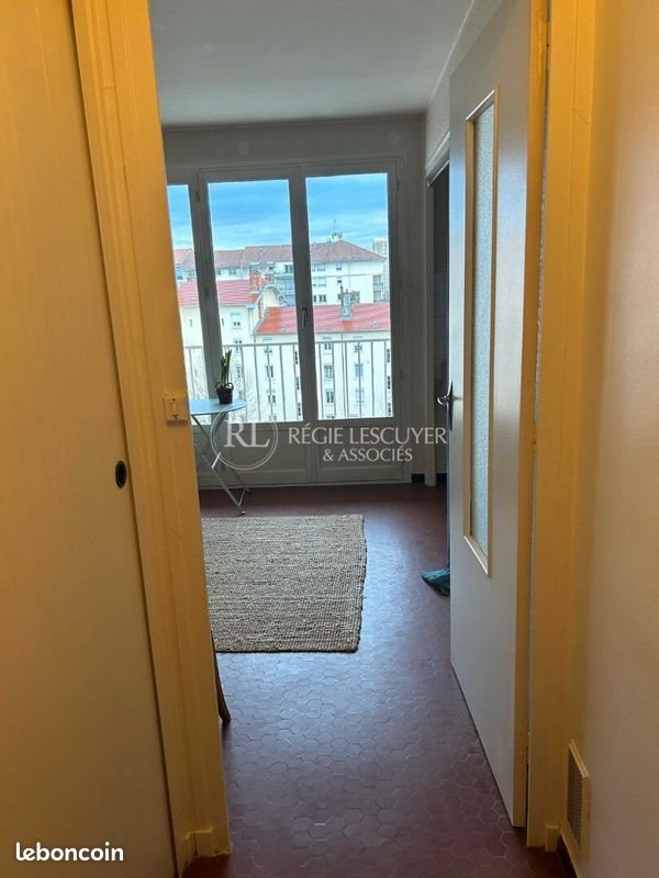 Appartement à louer, 23m², Villeurbanne