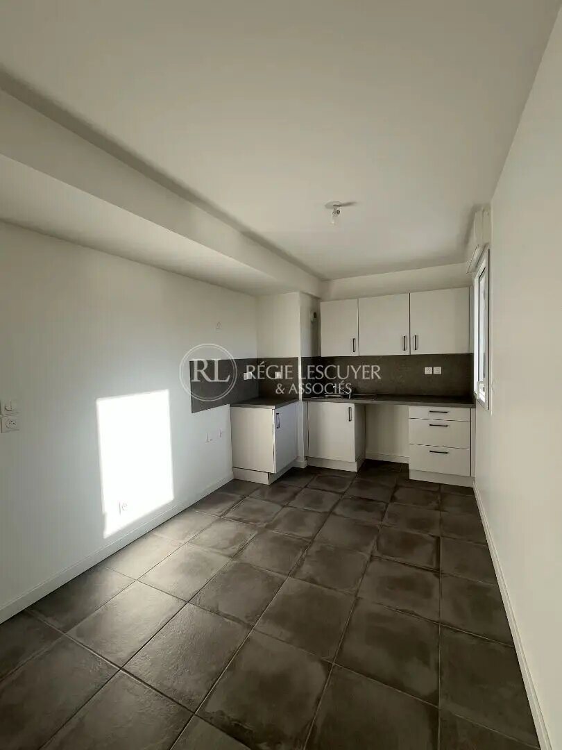 Appartement à louer, 65m², Lyon 8ème