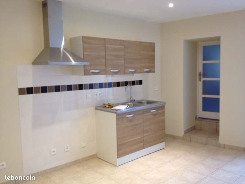 Appartement à louer, 43m², Orliénas