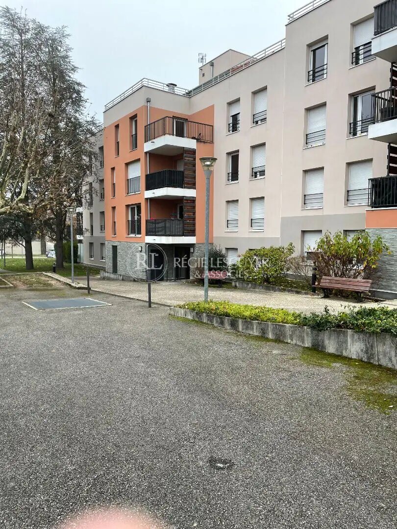Appartement à louer, 47m², Craponne
