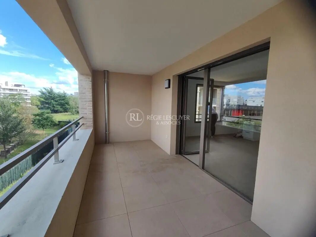 Appartement à louer, 69m², Saint-Priest