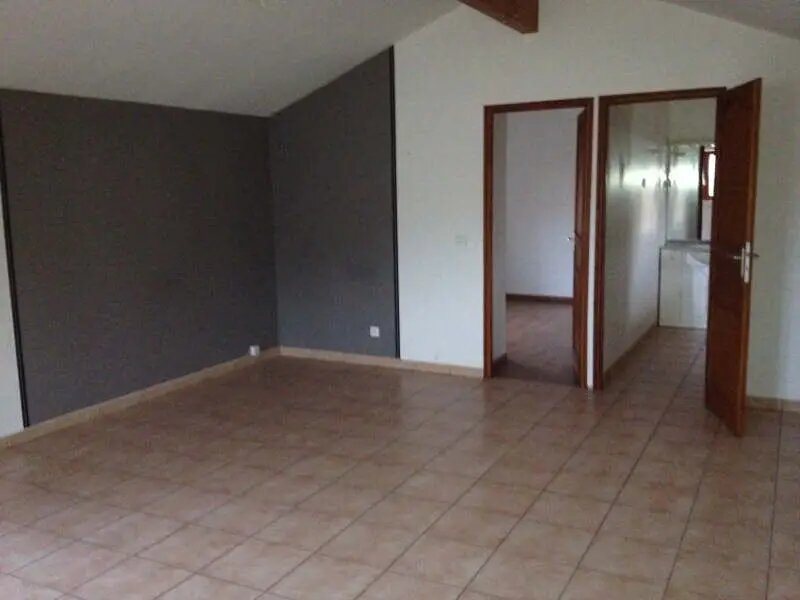 Appartement à louer, 49m², Sain-Bel