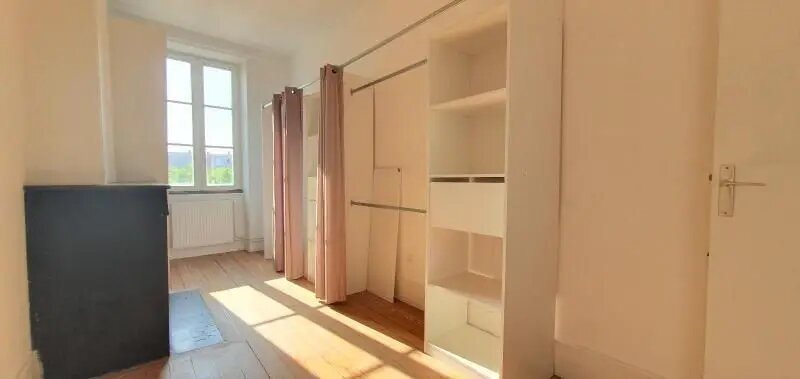 Appartement à louer, 98m², Saint-Laurent-sur-Saône