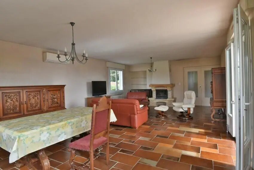 Maison à vendre, 180m², Charnay-lès-Mâcon