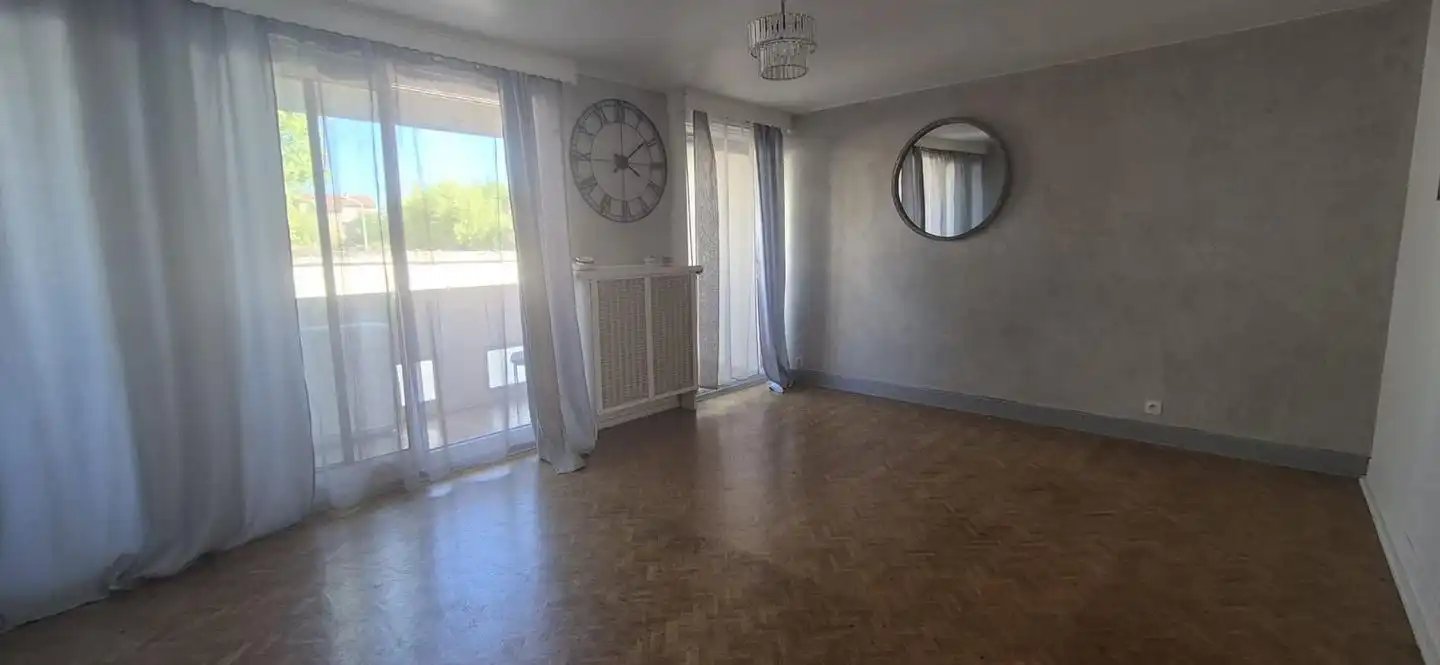 Appartement à louer, 88m², Vénissieux