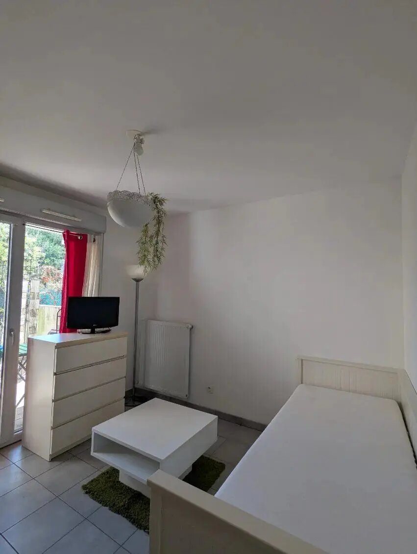 Appartement à louer, 20m², Vaulx-en-Velin