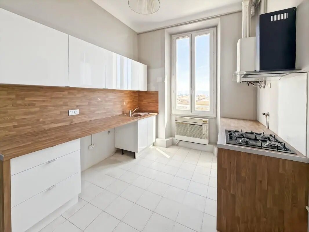 Appartement à louer, 132m², Antibes