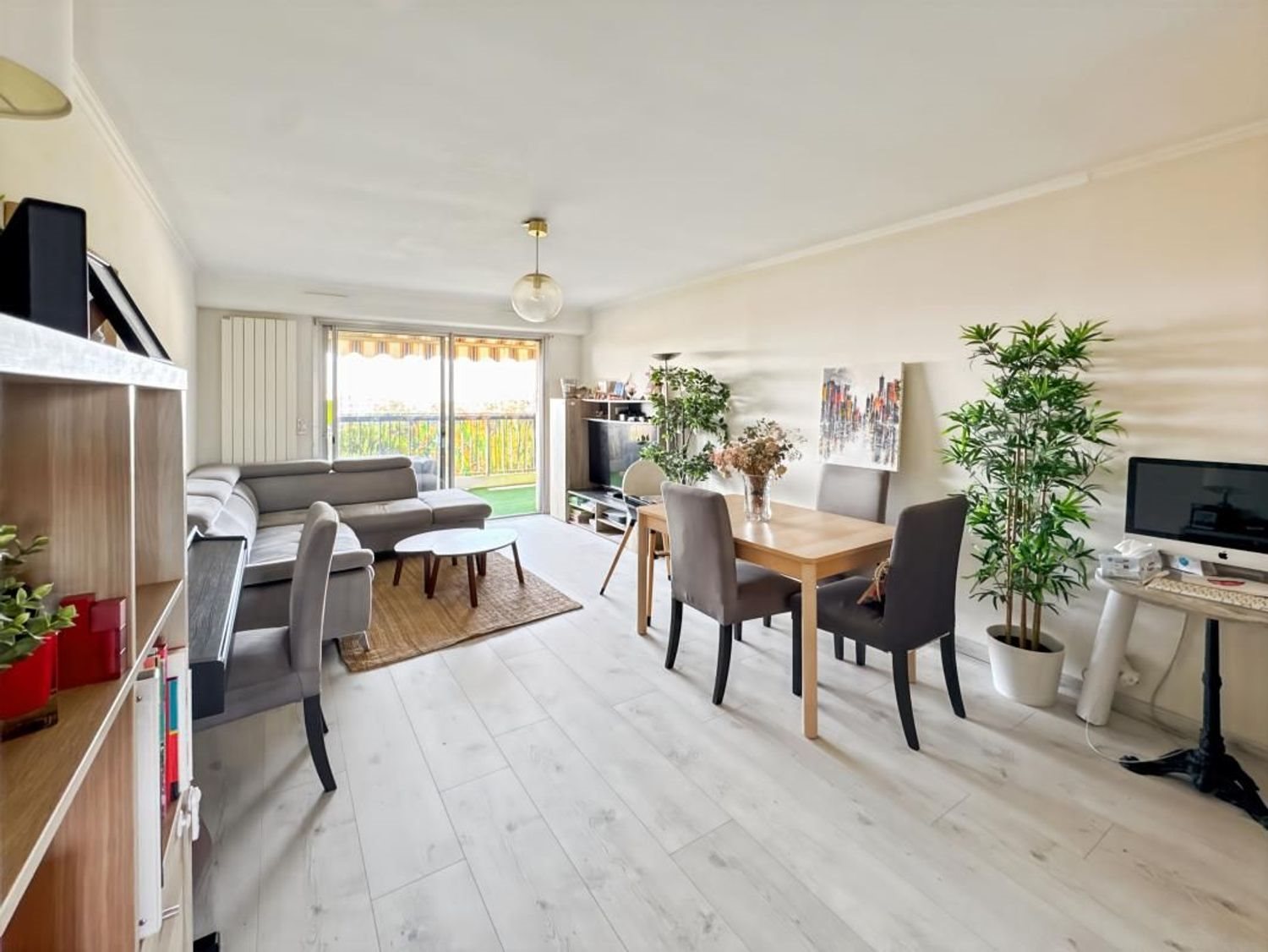 Appartement à louer, 64m², Antibes